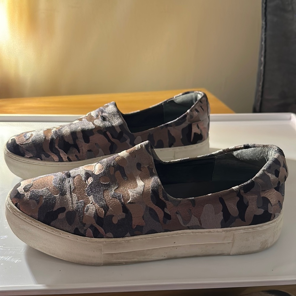 J/Slides Ariana Camo Slip On
